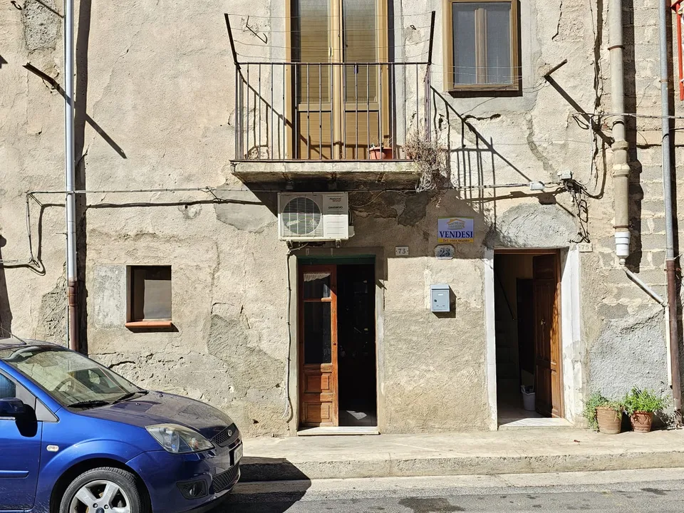 Landsbyhus i Collesano, Palermo - foto 1